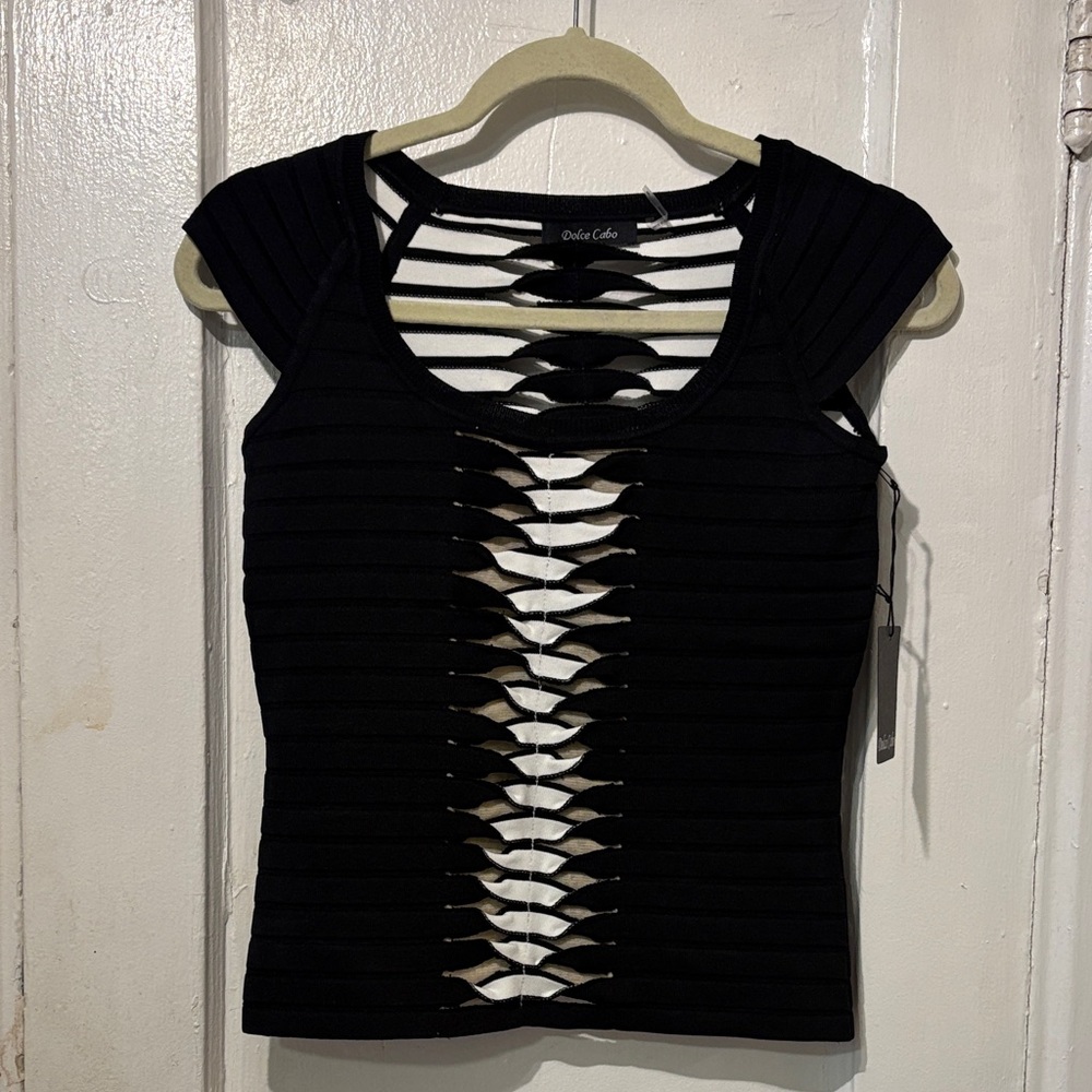Dolce Cabo Black Ribbed Tank with Center Ladder Cutouts